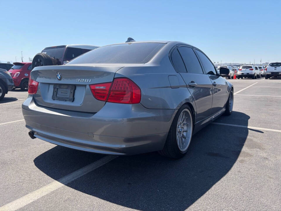 bmw 3 series 2011 WBAPH5G5XBNM80895 image bmw 3 series 2011 WBAPH5G5XBNM80895 image